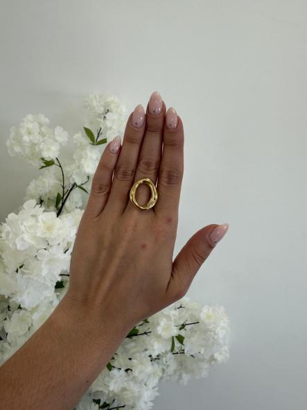 Anillo Redondeado Dorado