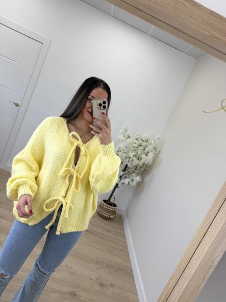 Cardigan Amarillo Lacitos  [1]