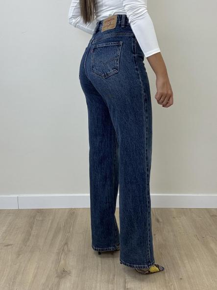 Jeans Straight Etiqueta Roja