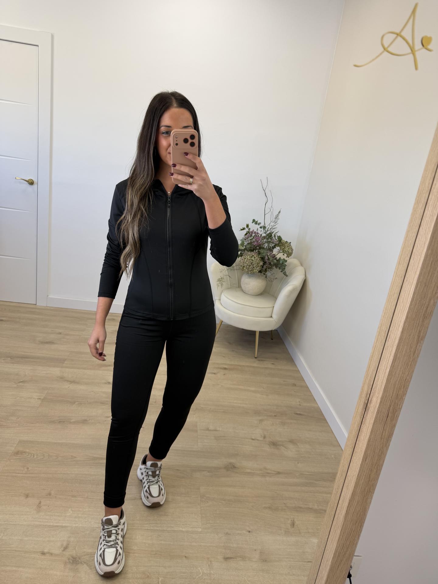 Conjunto Deportivo Pitillo Negro
