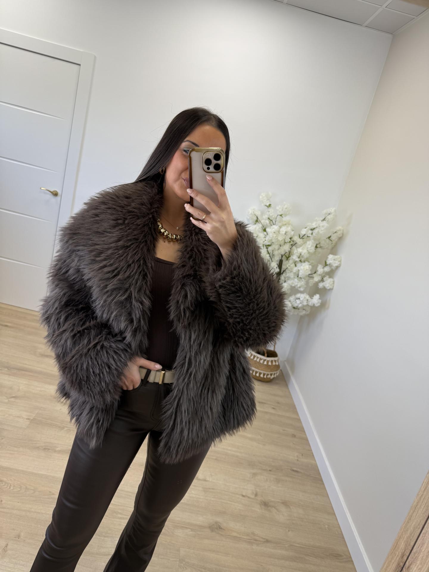 Chaqueta Pelo Chocolate