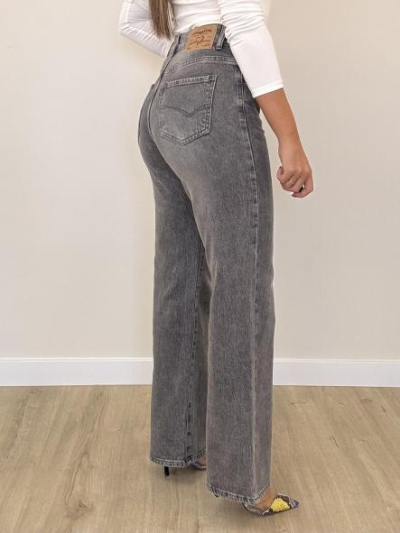 Jeans Gris Recto Etiqueta Roja  [1]