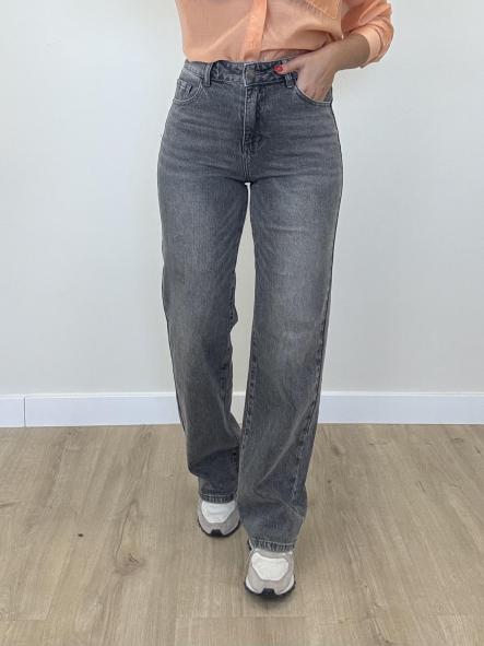 Jeans Gris Recto Etiqueta Roja  [5]