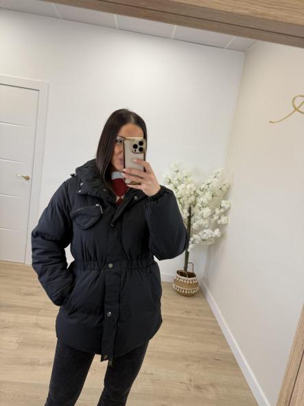 Abrigo Pluma Negro [2]