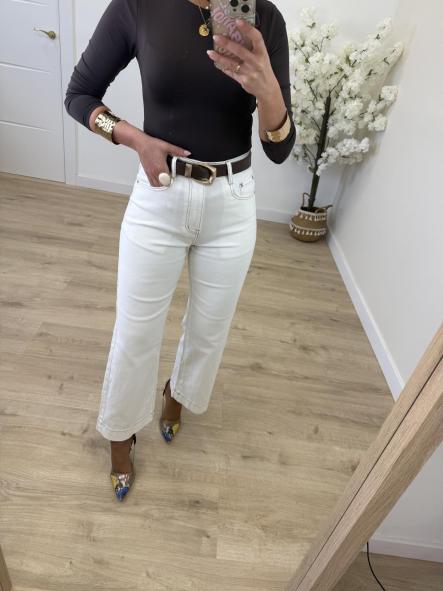 Jeans Blanco Recto Pespuntes [7]