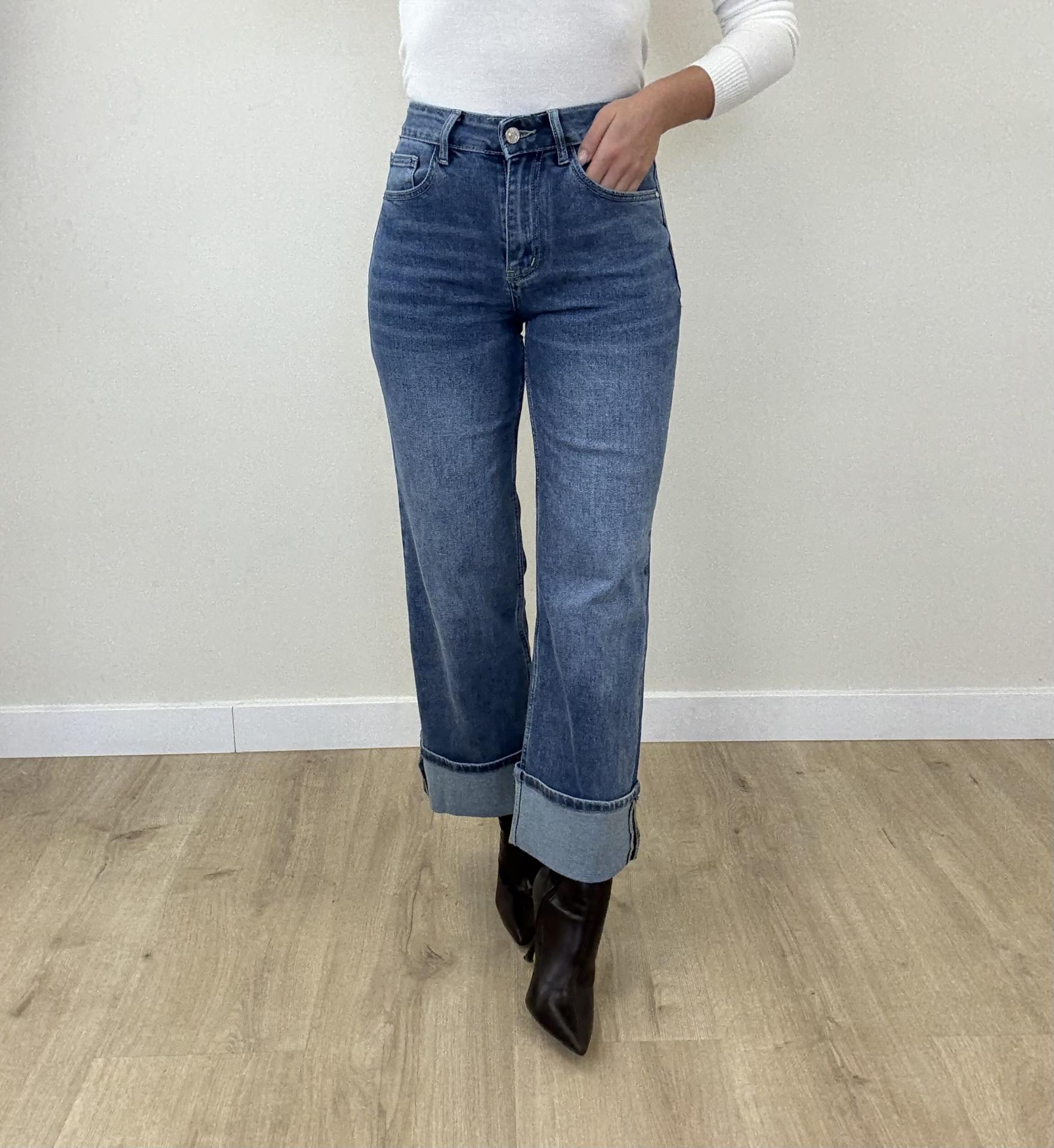 Jeans Recto Dobladillo