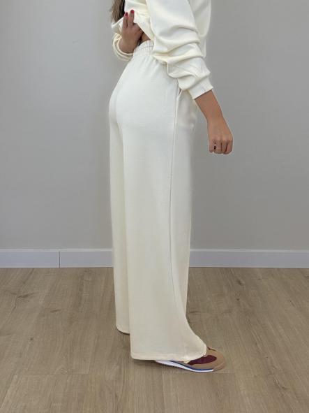 Pantalón Beige Cómodo [0]