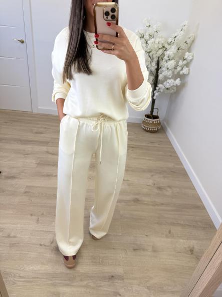 Pantalón Beige Cómodo [1]