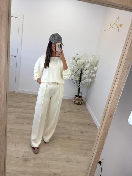Pantalón Beige Cómodo [3]
