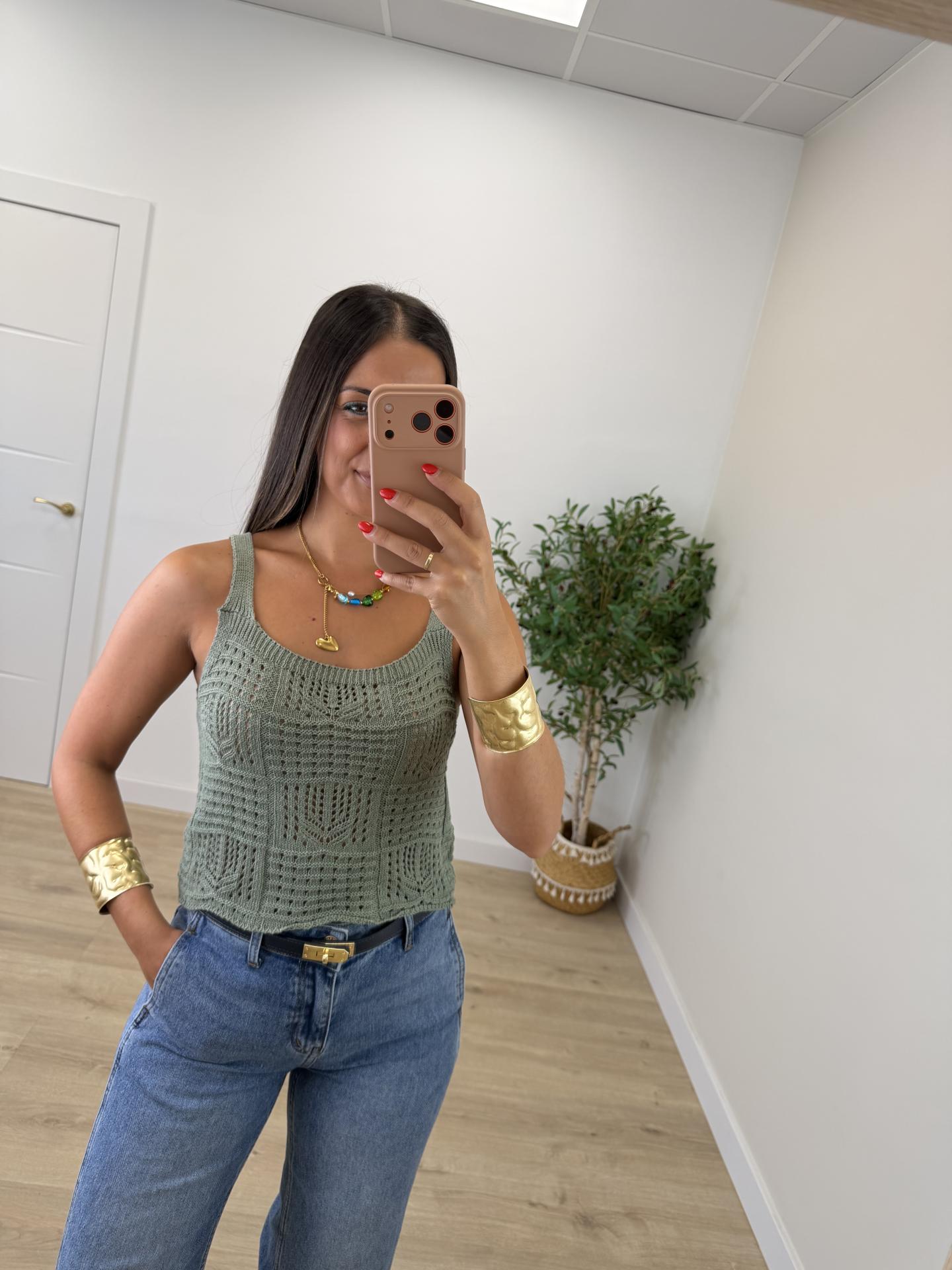 Top Naiara Kaki