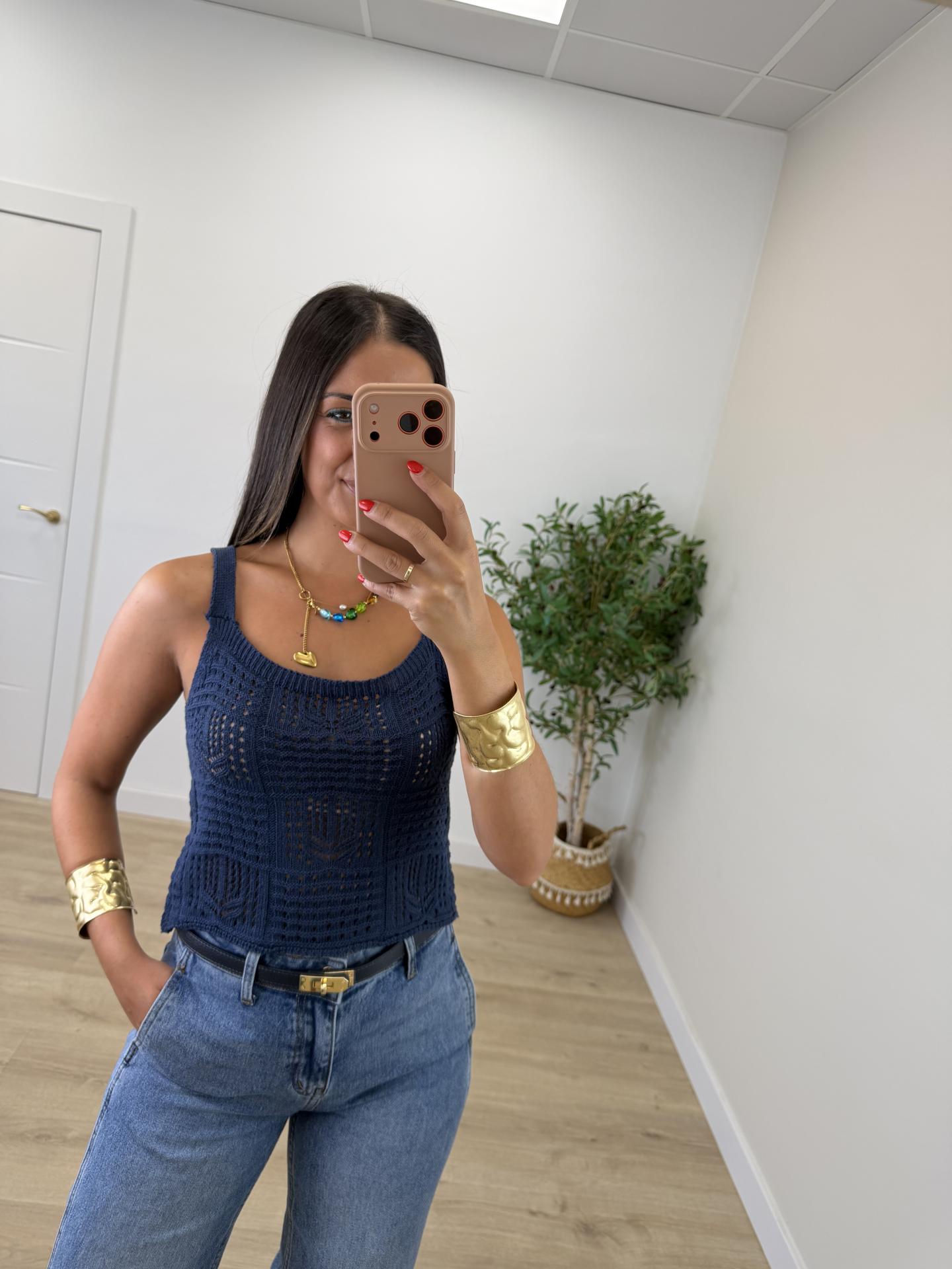 Top Naiara Marino