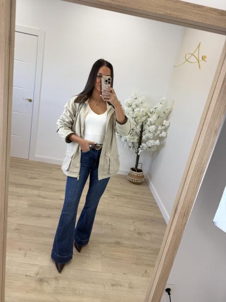 Cazadora Charlotte Beige [2]