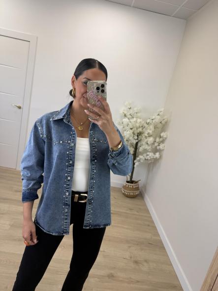 Sobre Camisa  Denim Tachas [0]