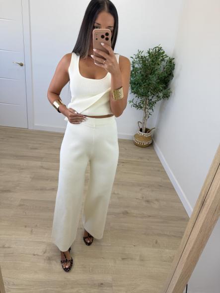 Conjunto Beige Cinturón [3]