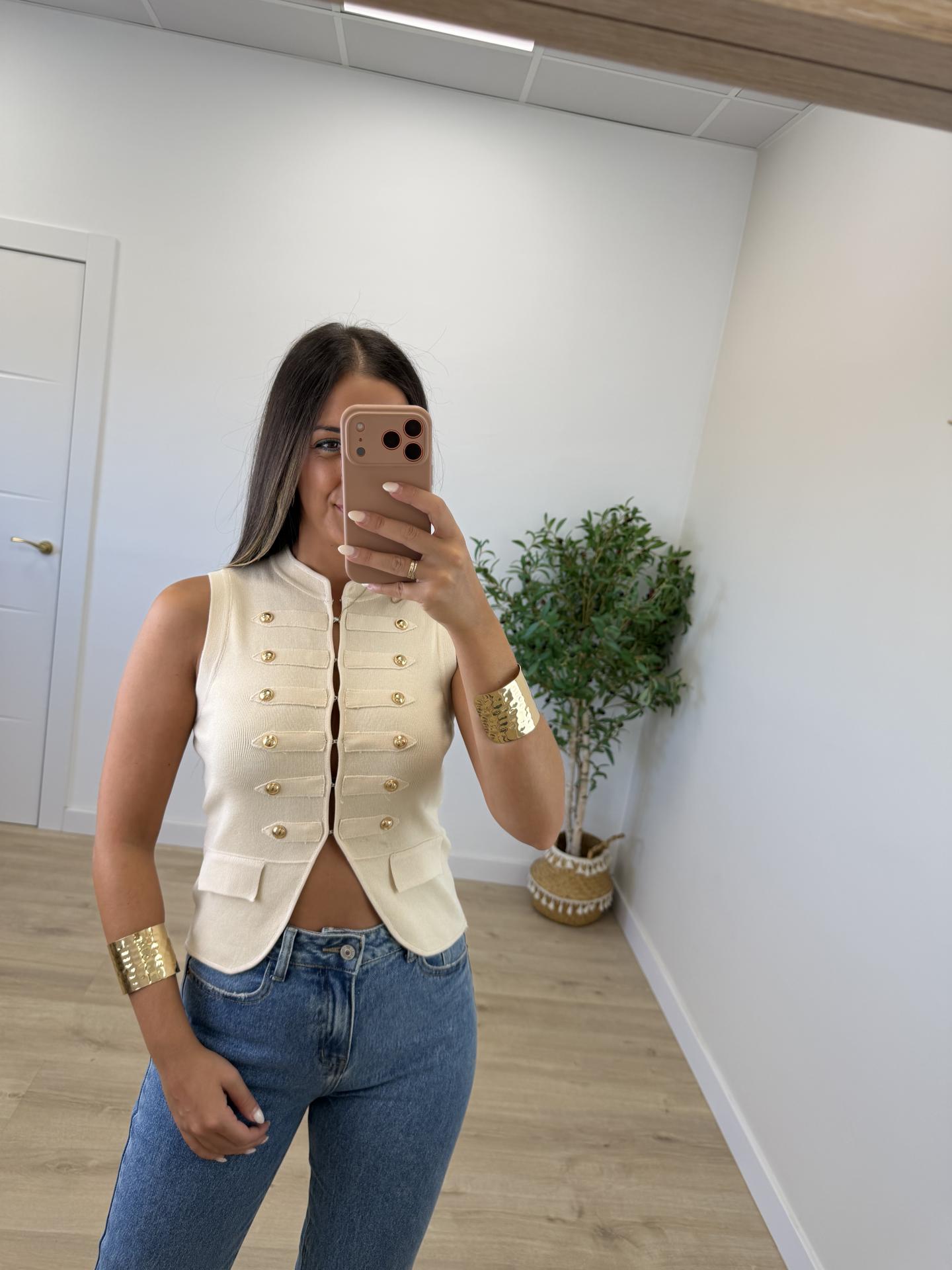 Chaleco Botonada Beige