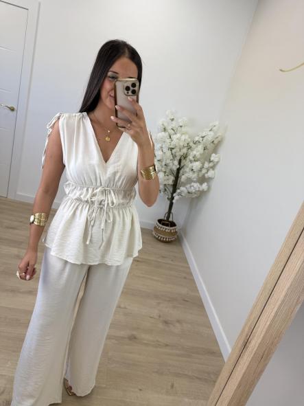 Conjunto Beige Capri