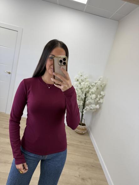 Camiseta Granate Básica [1]