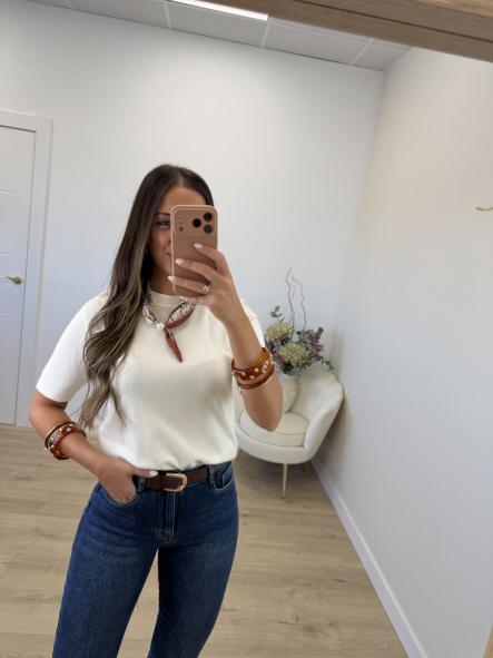 Suéter Blanco Pañuelo