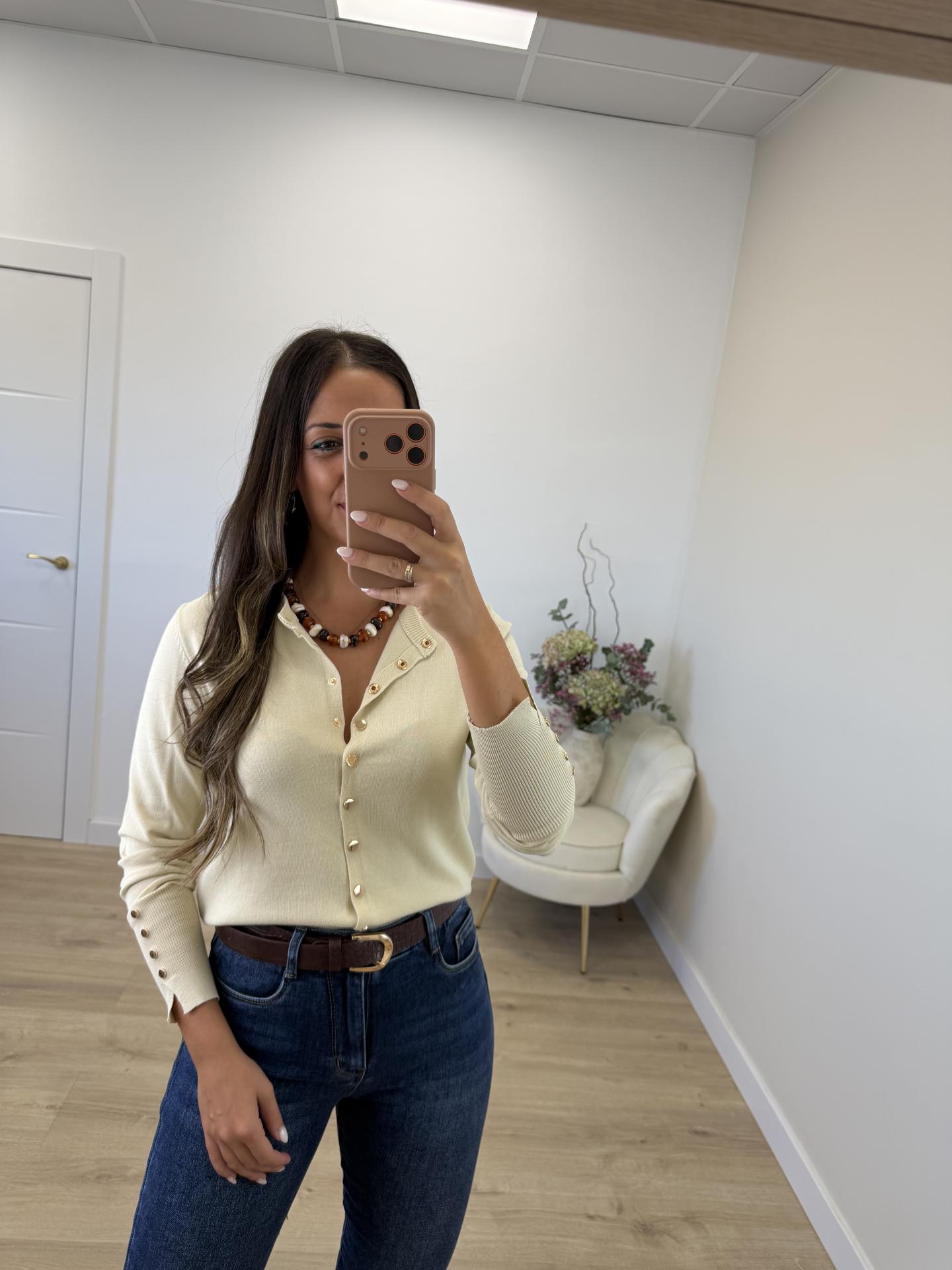 Rebeca Botones Beige