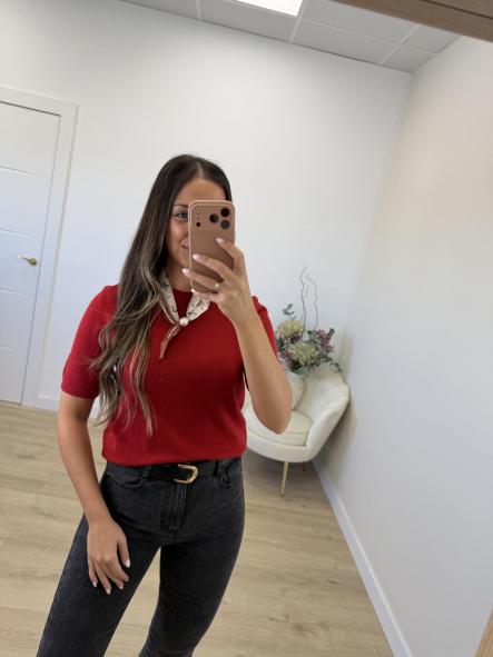 Suéter Rojo Pañuelo