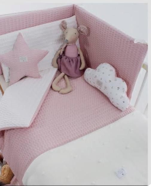COLCHA Y PROTECTOR CUNA 60X120 MENCIA ROSA Y BLANCO