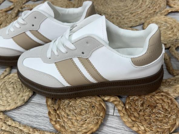 Deportiva Tiara  [0]
