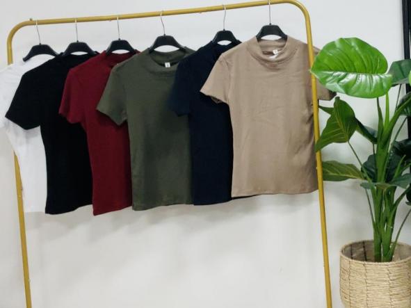 Camiseta Zara 