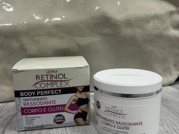 Ultra Retinol Complex Tratamiento Reafirmante Corporal y Glúteos  [2]