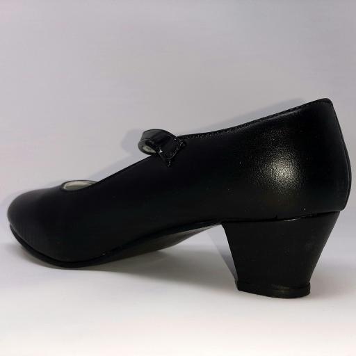 zapato tacón negro liso [3]