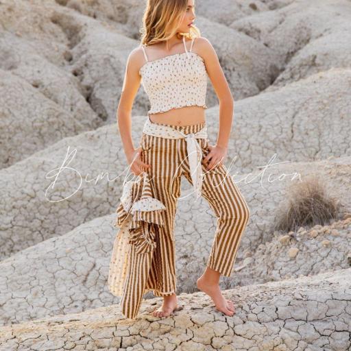 Conjunto de pantalones y chaleco  [1]