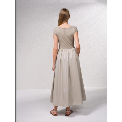 Vestido midi [1]
