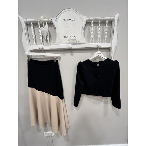 Conjunto bicolor  [0]