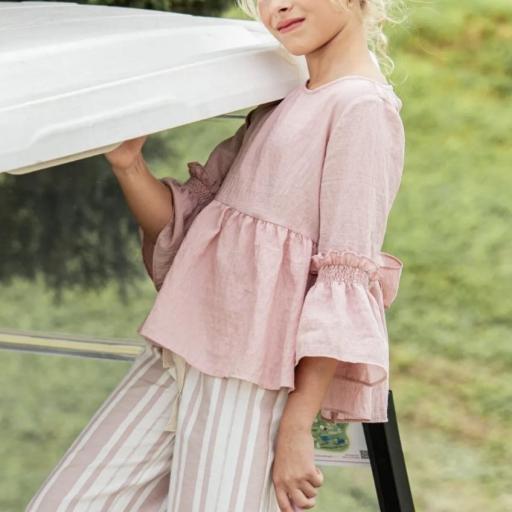 Conjunto pantalón y blusa 