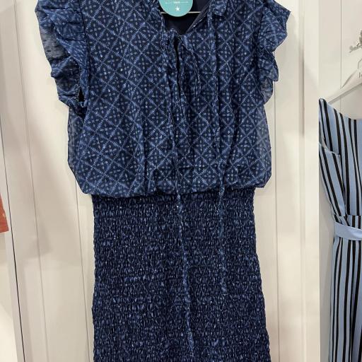 Vestido engomado  [1]