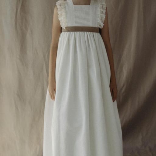 Vestido comunión en lino. [0]