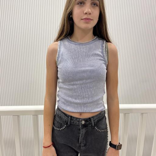 Camiseta tachuelas  [2]