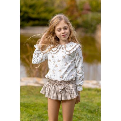 Conjunto blusa y falda [0]