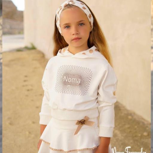 Conjunto falda short y sudadera 