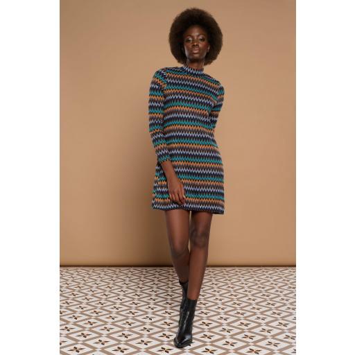 Milan vestido de Minueto [3]