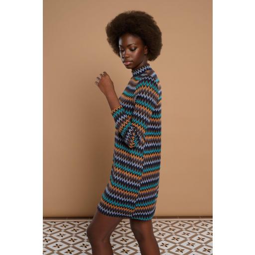 Milan vestido de Minueto [2]