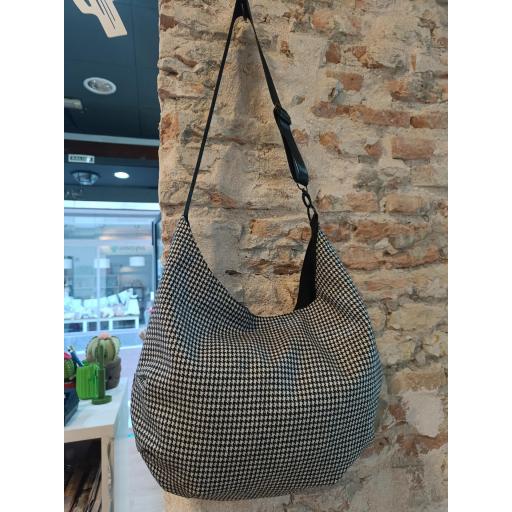 Bolso bandolera pata de gallo de Lady Cactus [1]