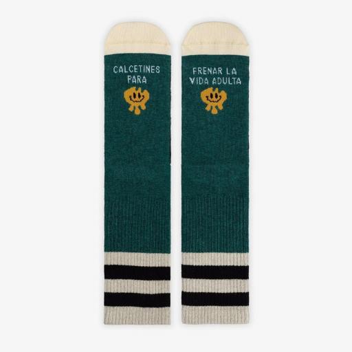 Calcetines "Para frenar la vida adulta" de UO [1]