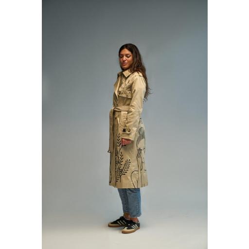 TRENCH SOÑADORA [5]