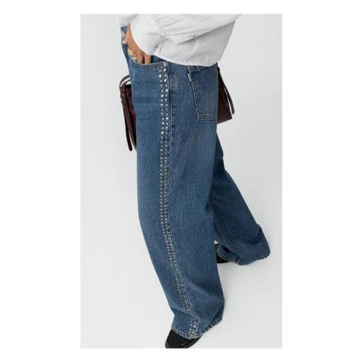 Pantalón Bonnye azul medio con tachas de  [1]