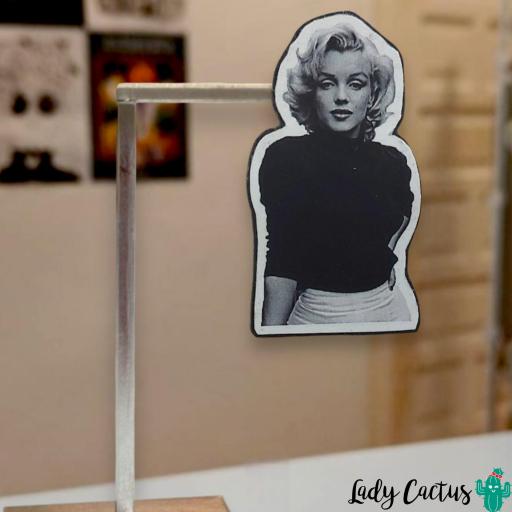 broche-madera-hecho-a-mano-marilyn-monroe [2]