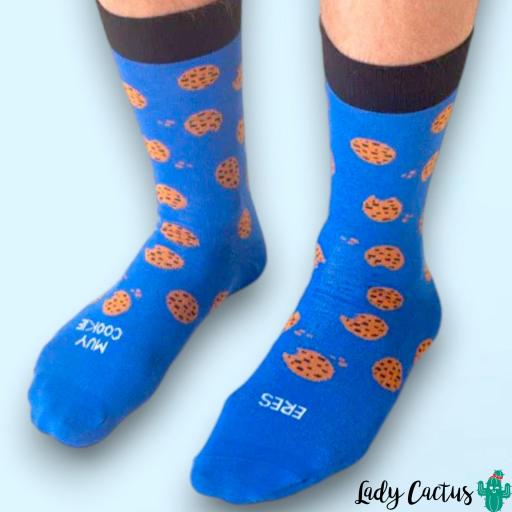Calcetines “Eres muy Cookie” de UO [3]