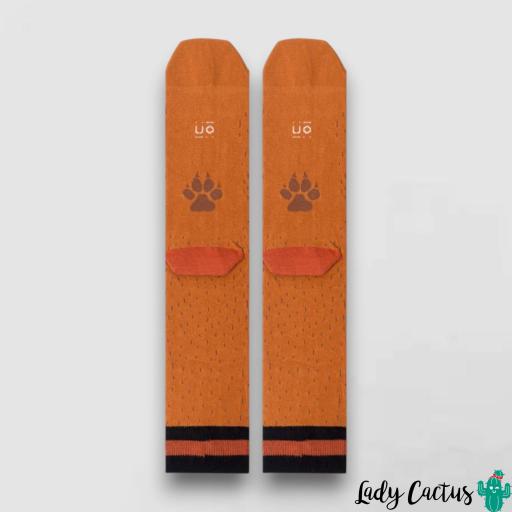 Calcetines “Mamá Oso” de UO [1]