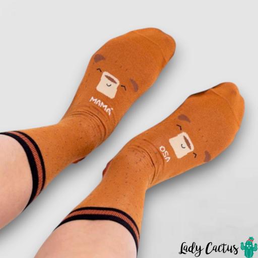 Calcetines “Mamá Oso” de UO [4]