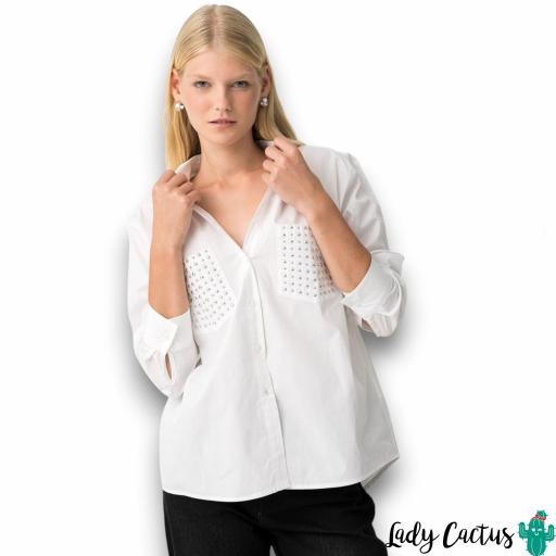 Camisa Marcela de Tiffosi en algodón con apliques metálicos [2]