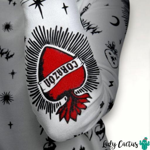 camiseta-blanca-con-corazones-disponible-en-lady-cactus [3]